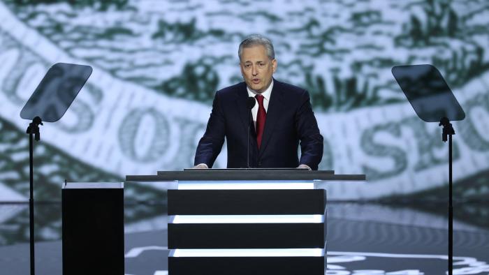 FOTO DE ARCHIVO: David Sacks, ex CEO de Yammer habla durante el primer día de la Convención Nacional Republicana (RNC), en el Fiserv Forum en Milwaukee, Wisconsin, Estados Unidos. 15 de julio de 2024. REUTERS/Mike Segar/Archivo